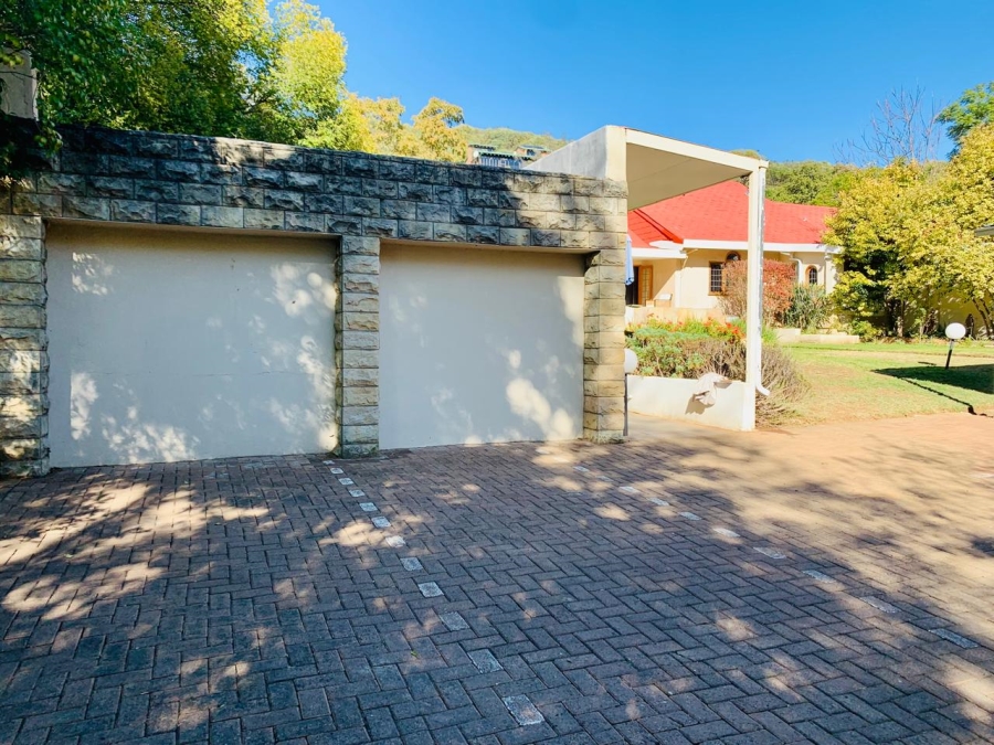 4 Bedroom Property for Sale in Waverley Free State